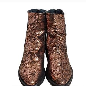 Free People Amarone Leather Animal Print  Copper Ankle Boots Bootie 7 metallic